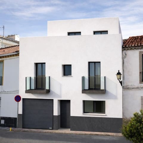 3 sypialnia Dom szeregowy na sprzedaż w Vegas del Genil z garażem - 270 000 € (Ref: 9815845)