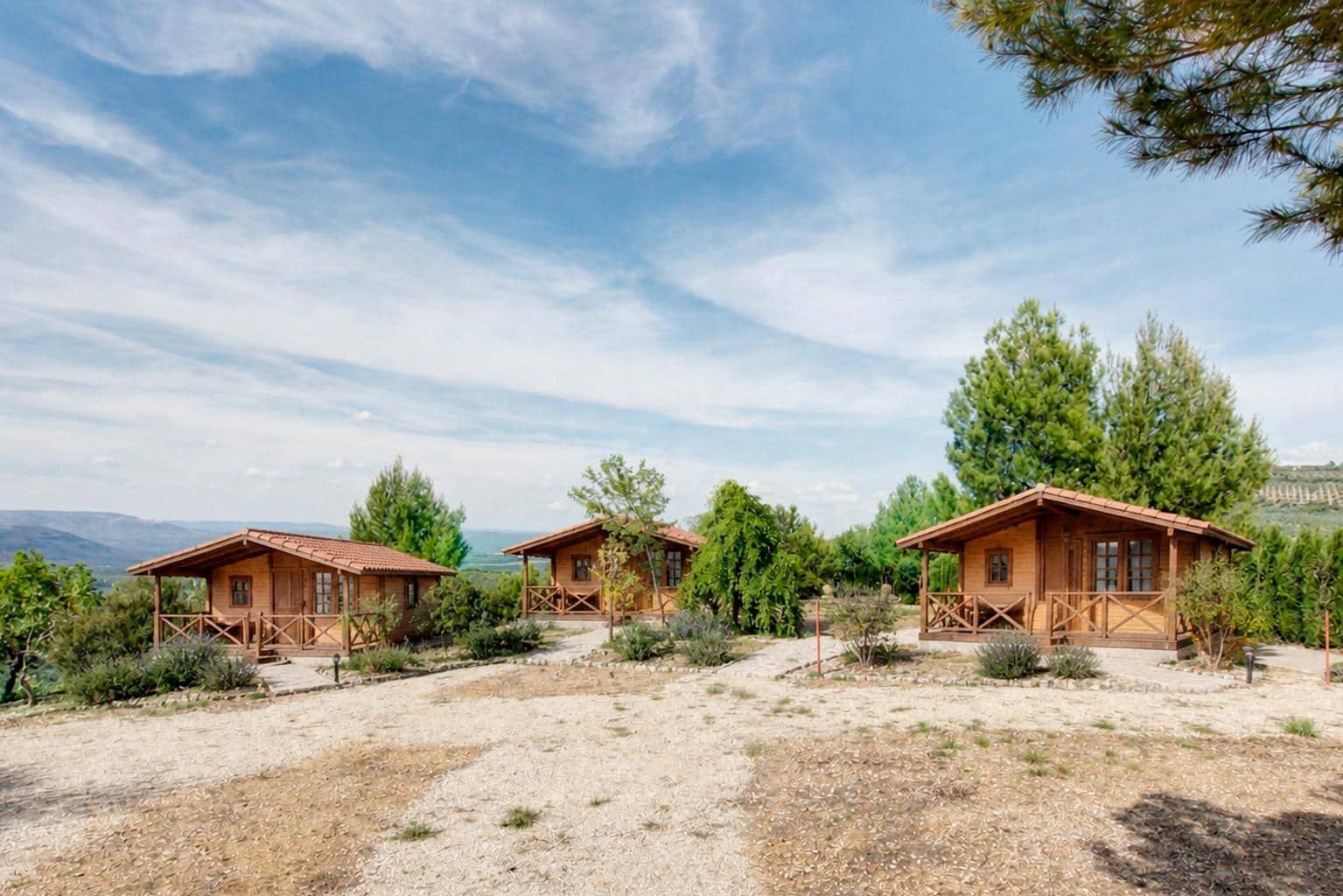 4 bedroom Villa for sale in Cazorla with pool garage - € 554,900 (Ref: 9831358)