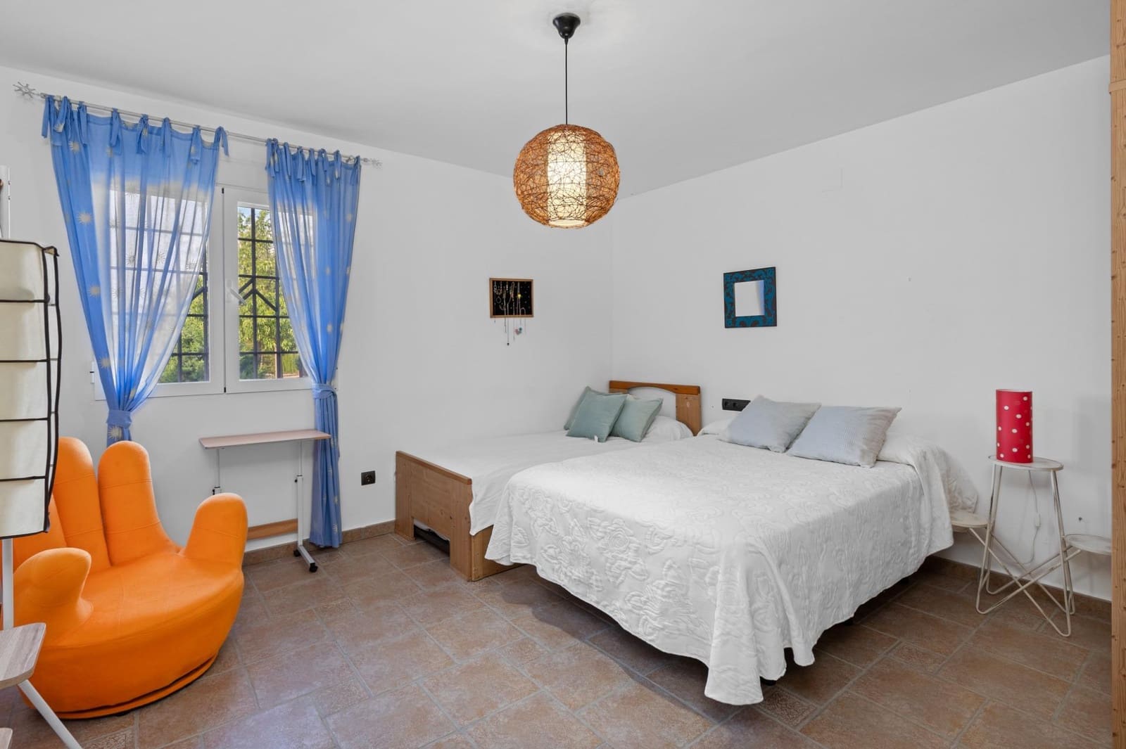4 bedroom Villa for sale in Cazorla with pool garage - € 554,900 (Ref: 9831358)