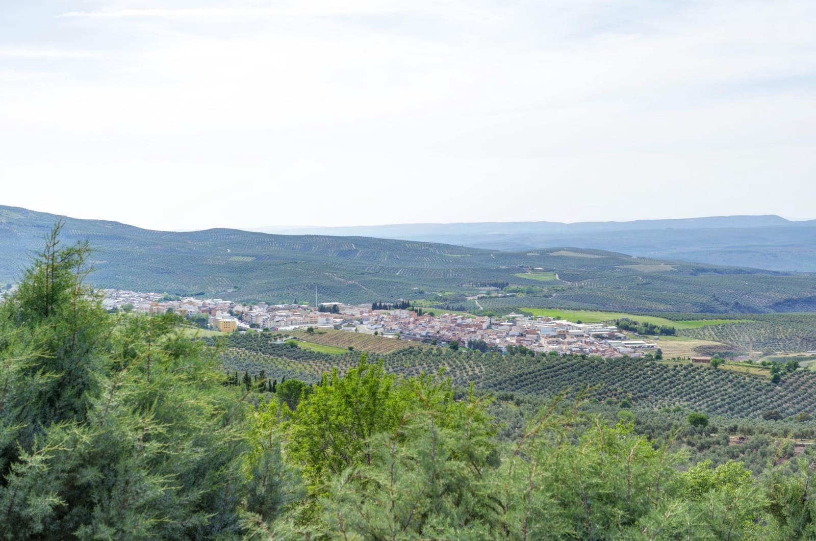 4 bedroom Villa for sale in Cazorla with pool garage - € 554,900 (Ref: 9831358)