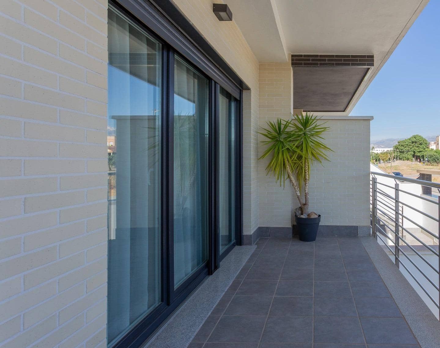 4 bedroom Terraced Villa for sale in Churriana de la Vega with garage - € 475,000 (Ref: 9868593)