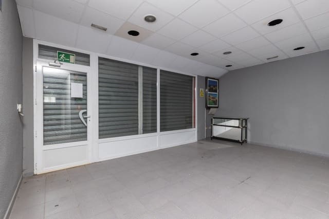 Commercial for sale in Granada city - € 149,900 (Ref: 9900363)