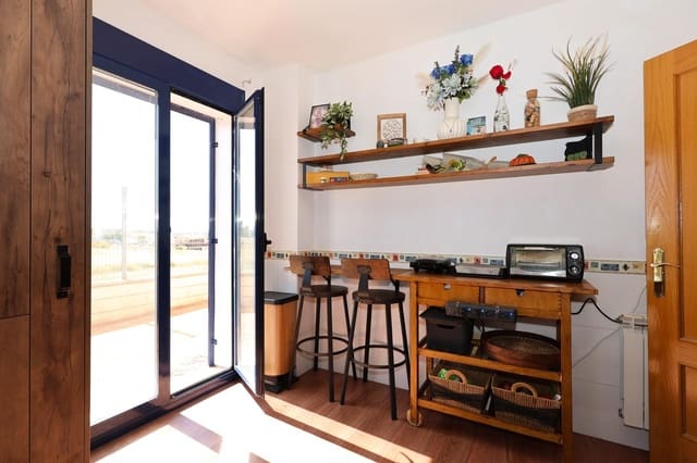 4 chambre Villa/Maison à vendre à Yebes - 239 000 € (Ref: 9970608)