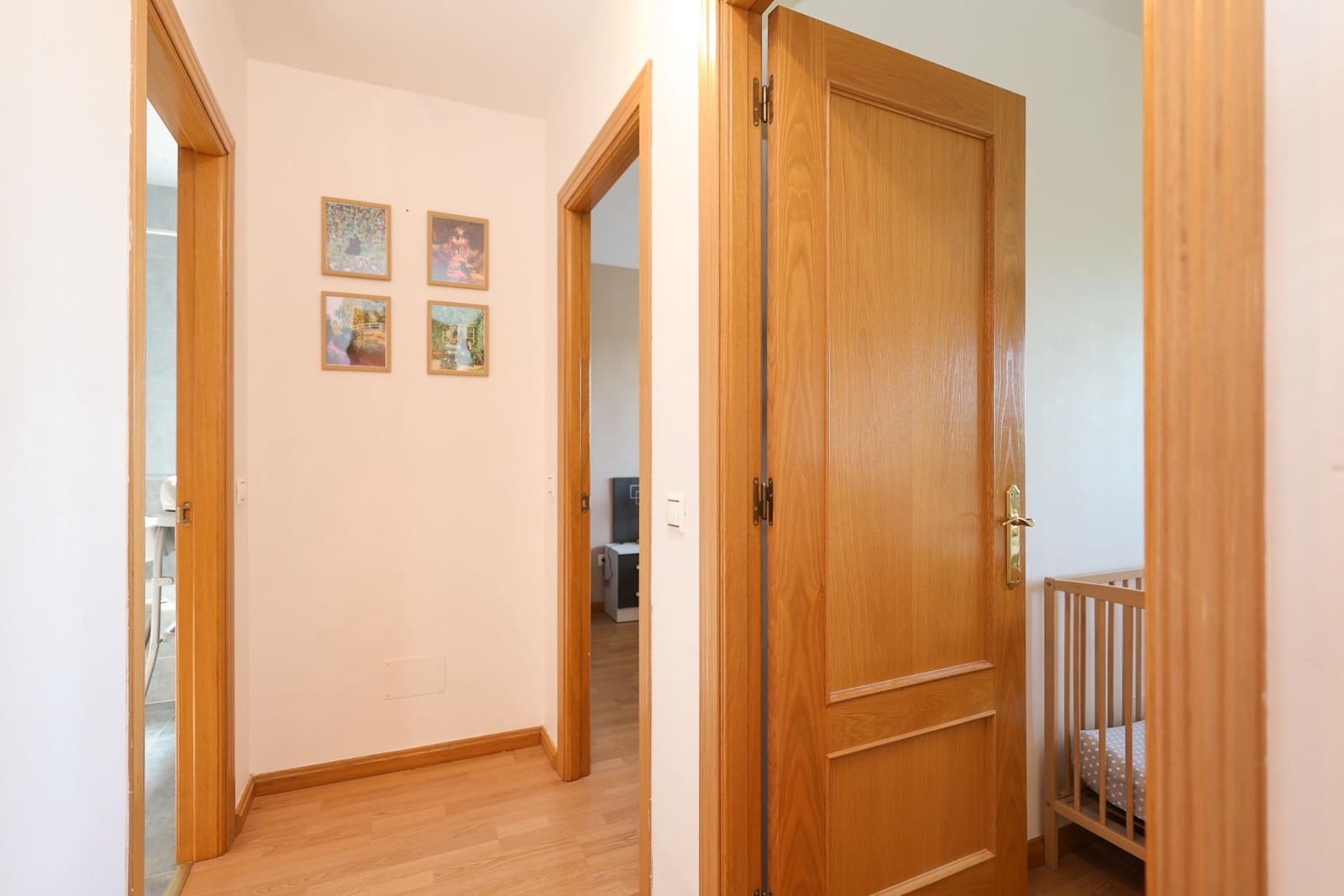 4 bedroom Villa for sale in Yebes - € 239,000 (Ref: 9970608)