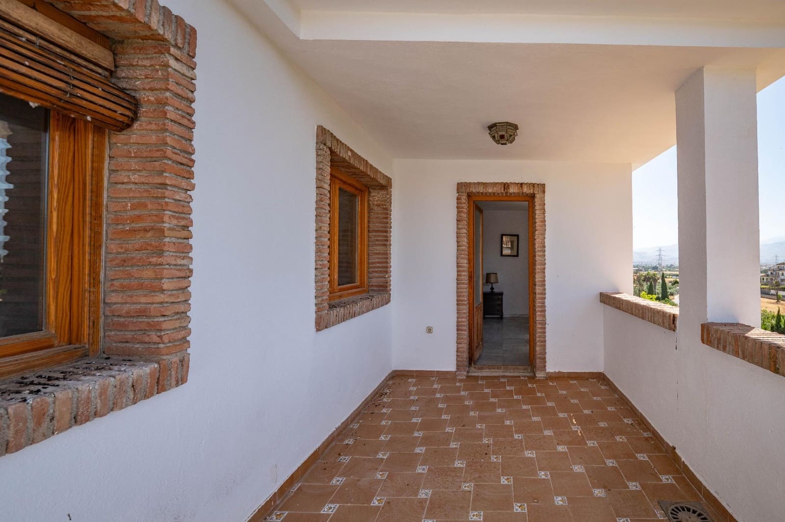 5 soverom Villa til salgs i Las Gabias med svømmebasseng garasje - € 425 000 (Ref: 9970609)