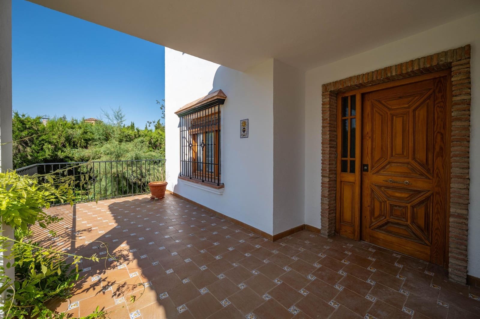 5 soverom Villa til salgs i Las Gabias med svømmebasseng garasje - € 425 000 (Ref: 9970609)