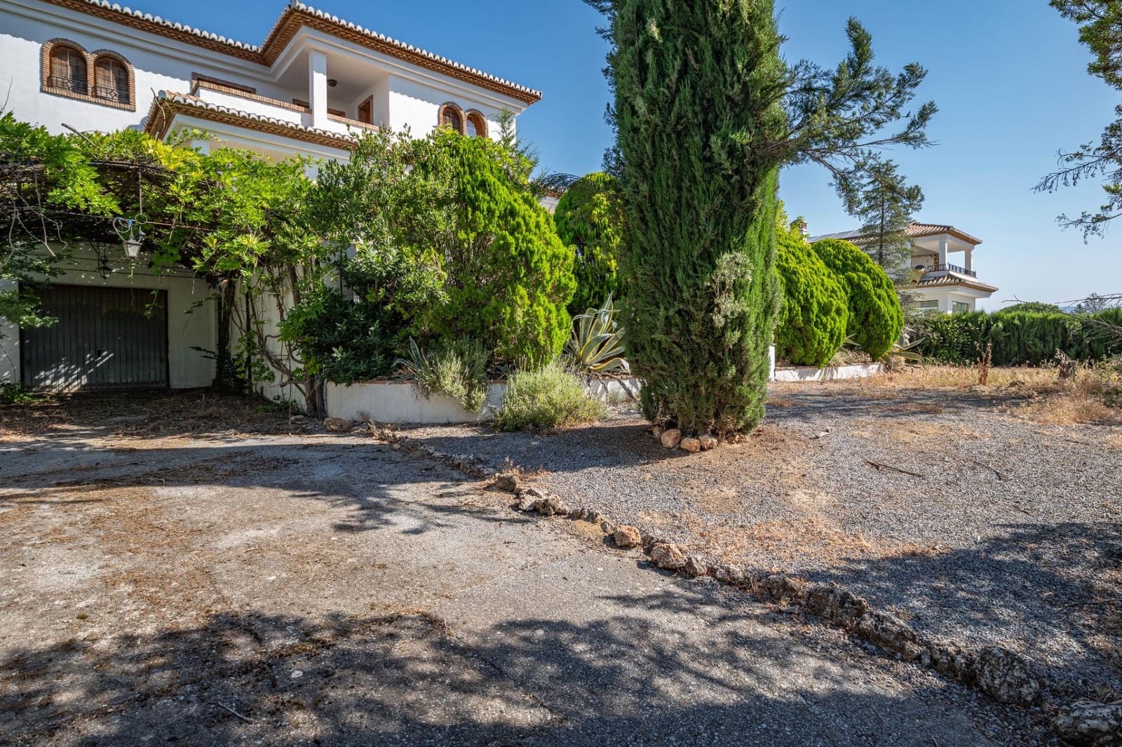 5 soverom Villa til salgs i Las Gabias med svømmebasseng garasje - € 425 000 (Ref: 9970609)