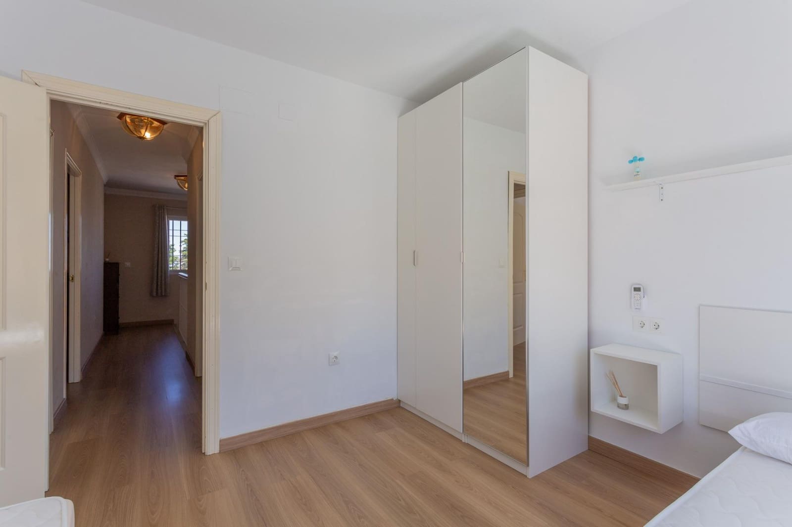 3 chambre Villa/Maison Mitoyenne à vendre à Alhendin avec piscine garage - 310 000 € (Ref: 9975431)