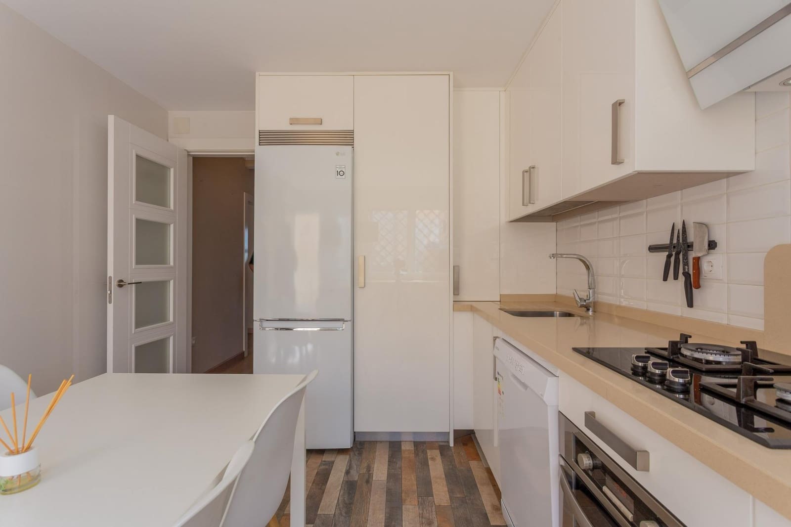 3 chambre Villa/Maison Mitoyenne à vendre à Alhendin avec piscine garage - 310 000 € (Ref: 9975431)