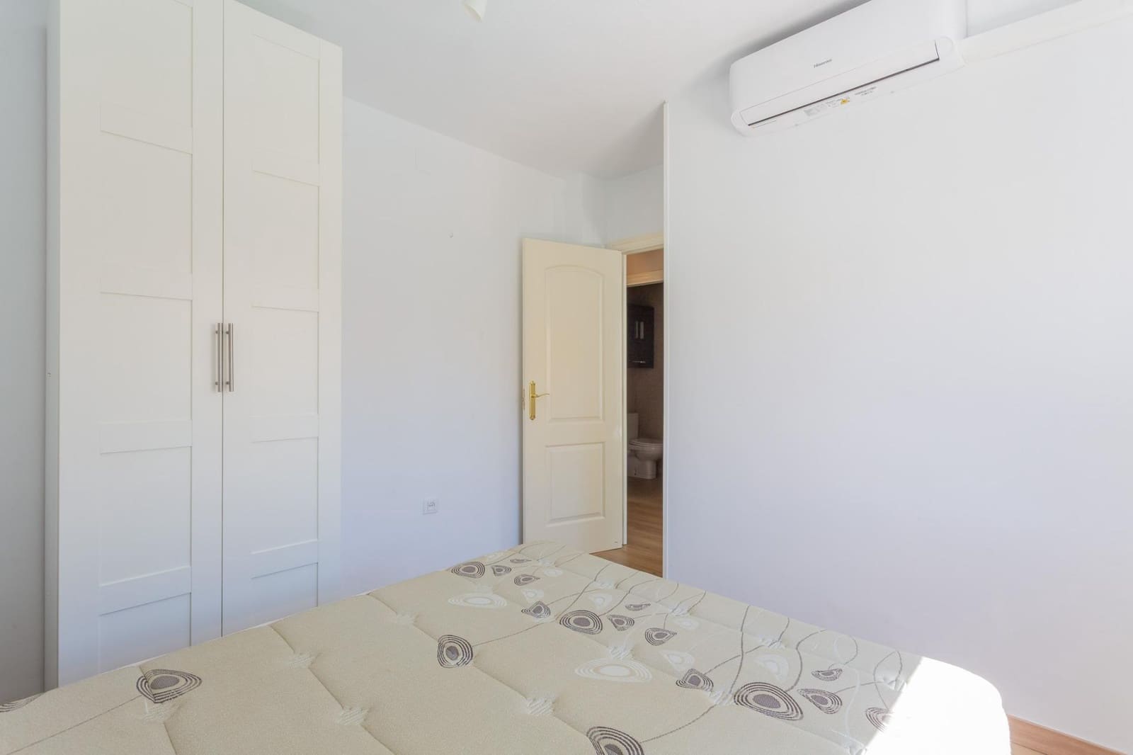 3 chambre Villa/Maison Mitoyenne à vendre à Alhendin avec piscine garage - 310 000 € (Ref: 9975431)