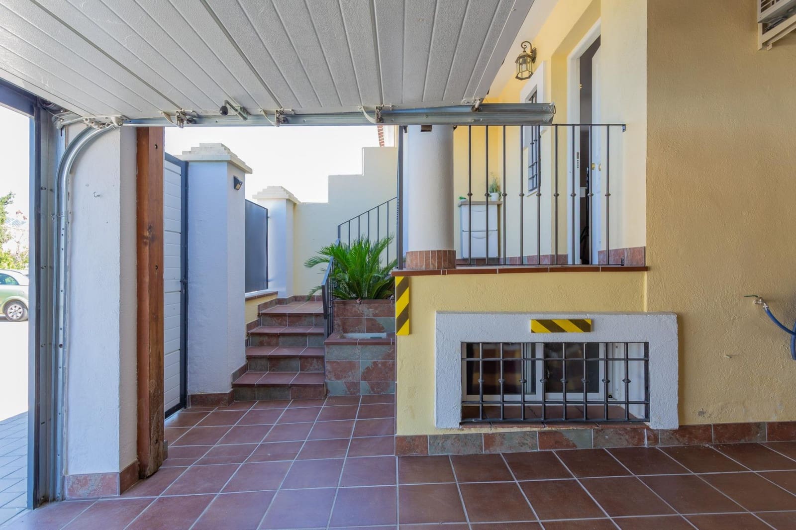 3 chambre Villa/Maison Mitoyenne à vendre à Alhendin avec piscine garage - 310 000 € (Ref: 9975431)