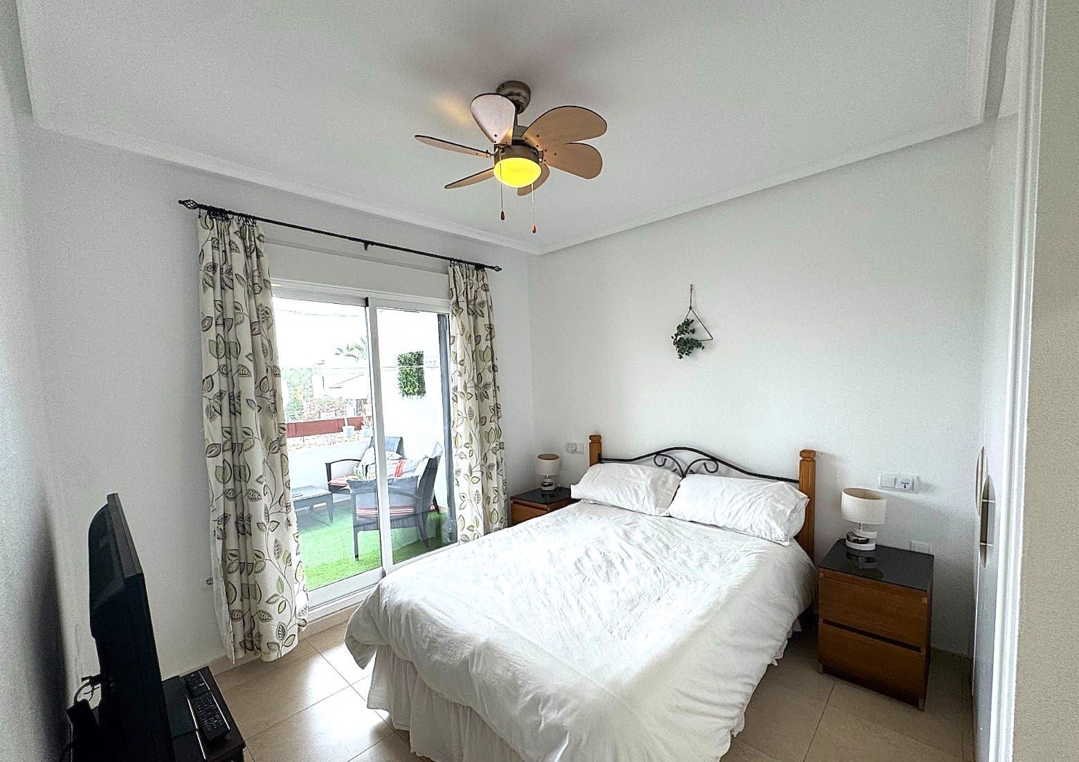 2 bedroom Apartment for sale in Dehesa de Campoamor - € 189,900 (Ref: 9488807)