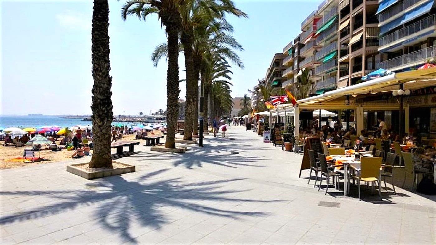 2 soveværelse Byhus til salg i La Mata - € 159.850 (Ref: 9488812)