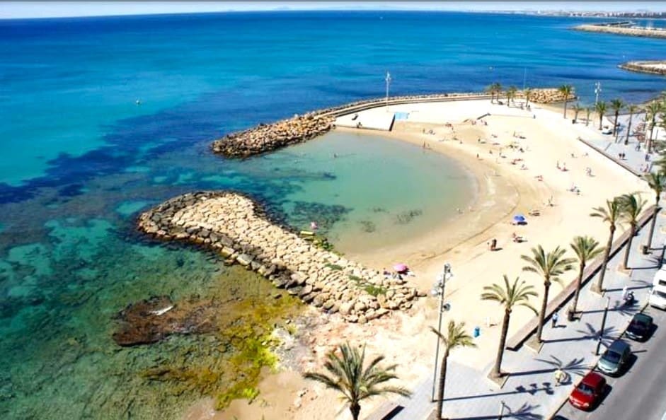 4 makuuhuone Huoneisto myytävänä paikassa Torrevieja - 379 999 € (Ref: 9488814)