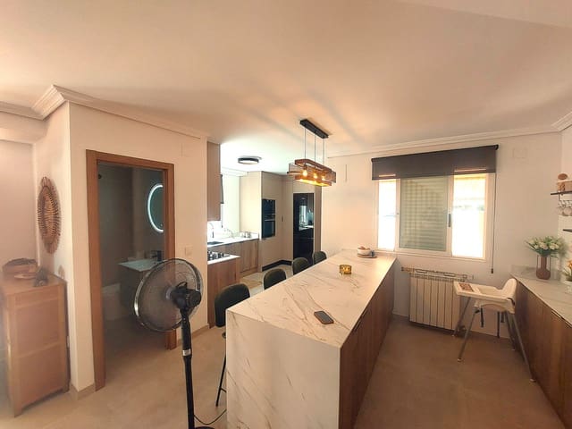 6 bedroom Villa for sale in Benidorm - € 524,999 (Ref: 9488815)