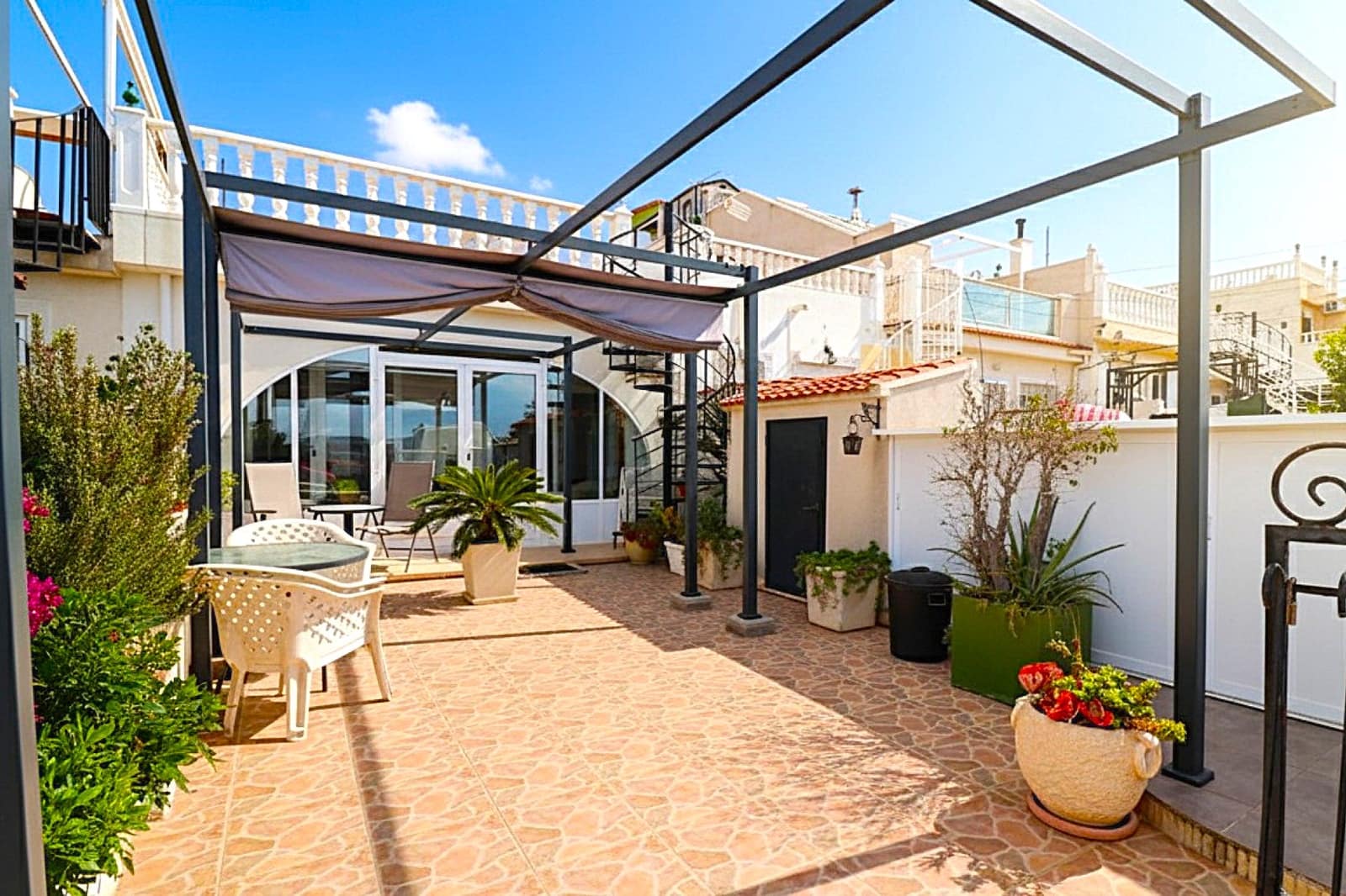 3 makuuhuone Omakotitalo myytävänä paikassa Ciudad Quesada - 164 900 € (Ref: 9488816)