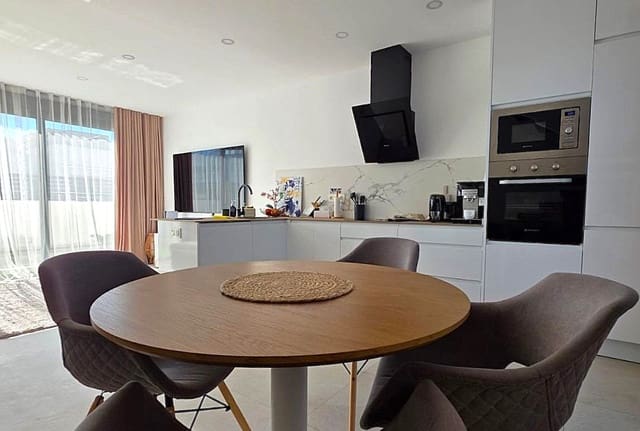 2 makuuhuone Huvila myytävänä paikassa Monforte del Cid - 319 950 € (Ref: 9488824)