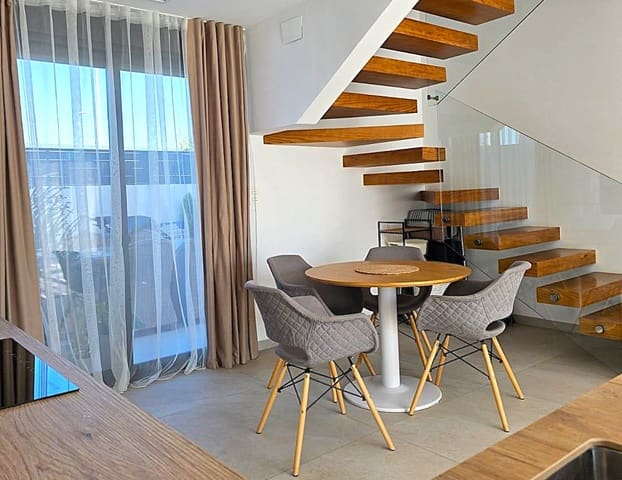 2 makuuhuone Huvila myytävänä paikassa Monforte del Cid - 319 950 € (Ref: 9488824)