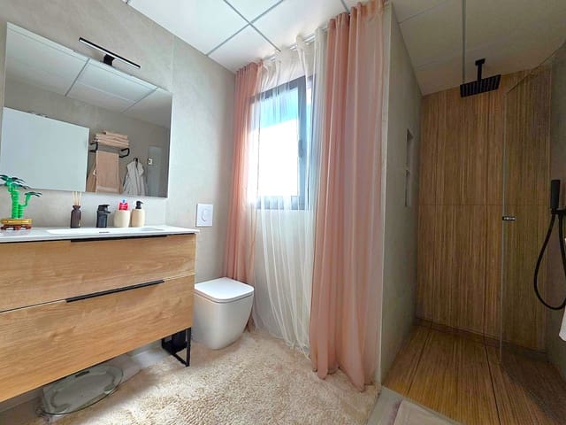 2 makuuhuone Huvila myytävänä paikassa Monforte del Cid - 319 950 € (Ref: 9488824)