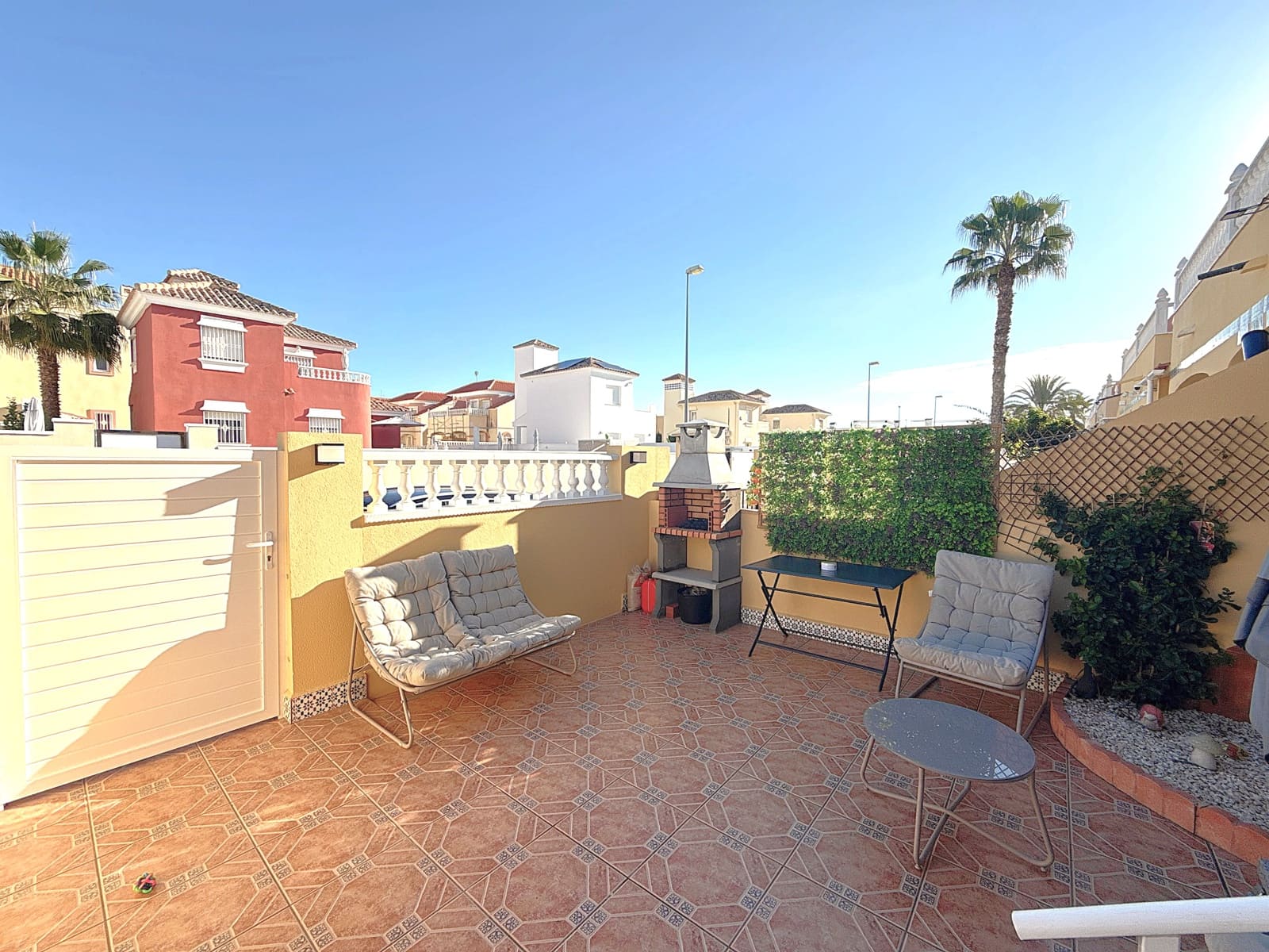 2 bedroom Townhouse for sale in La Zenia - € 209,900 (Ref: 9488828)