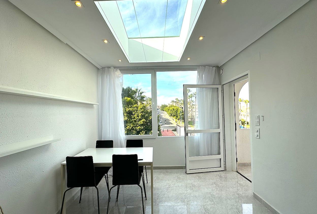 2 soveværelse Byhus til salg i La Mata - € 158.950 (Ref: 9488831)