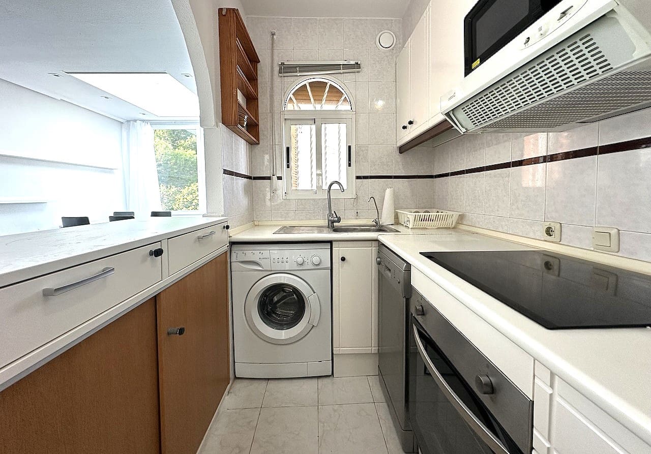 2 soveværelse Byhus til salg i La Mata - € 158.950 (Ref: 9488831)