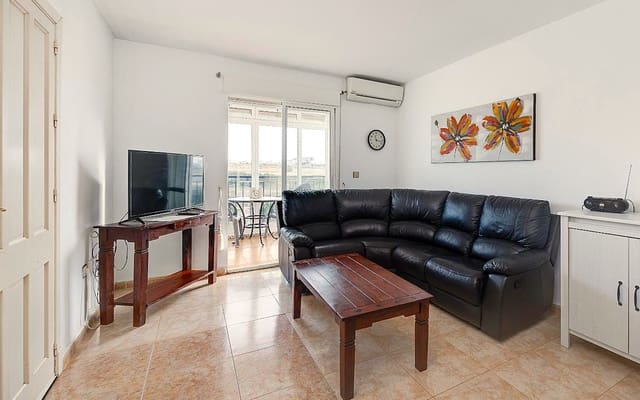 3 makuuhuone Huoneisto myytävänä paikassa Monforte del Cid - 144 960 € (Ref: 9488835)