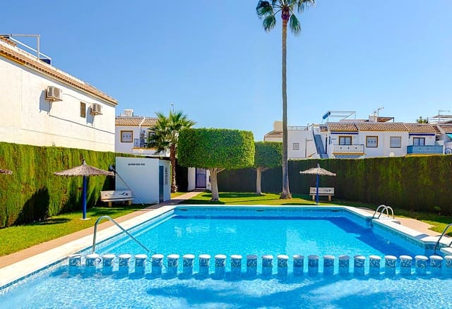 3 makuuhuone Huoneisto myytävänä paikassa Monforte del Cid - 144 960 € (Ref: 9488835)