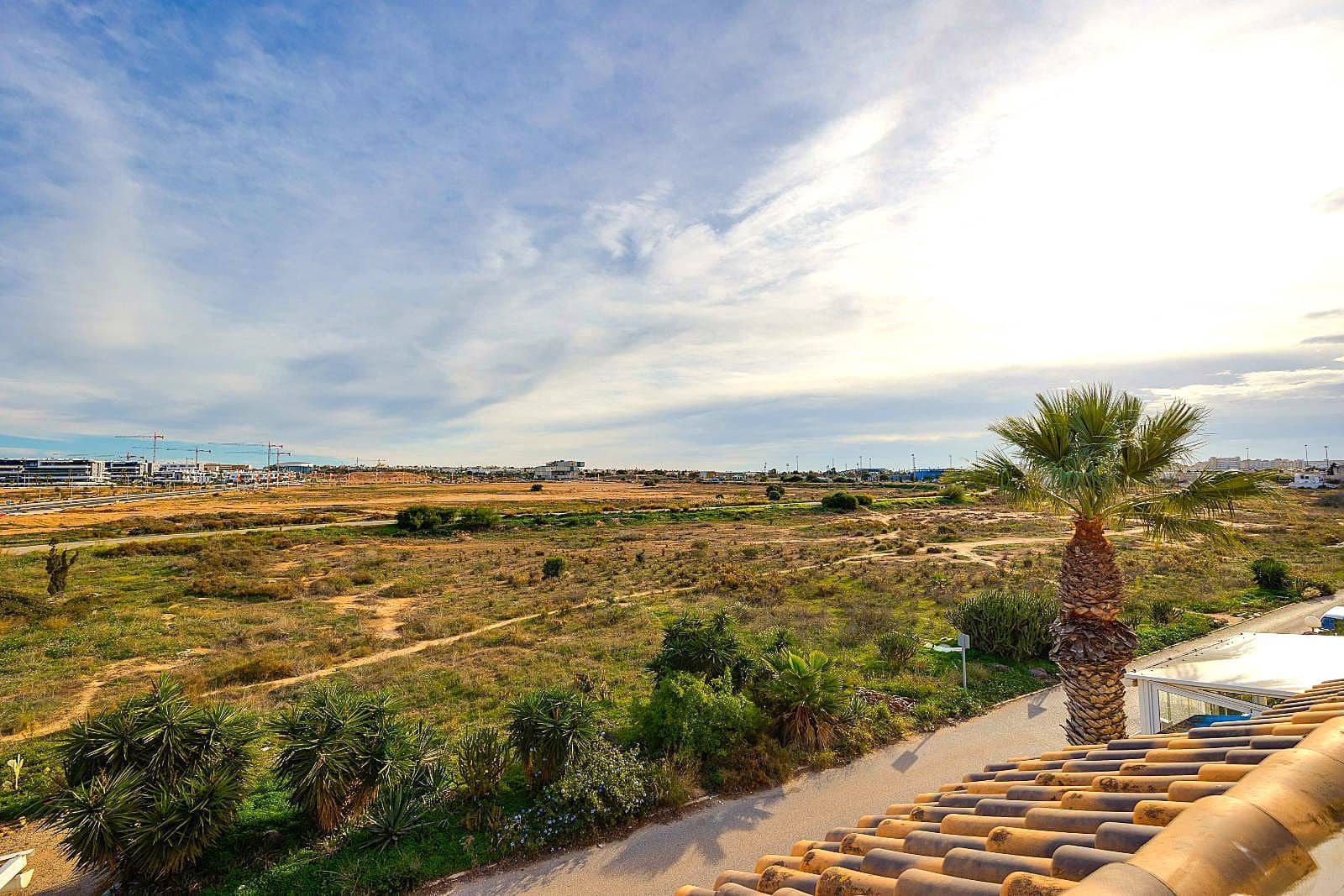 3 makuuhuone Huoneisto myytävänä paikassa Monforte del Cid - 144 960 € (Ref: 9488835)