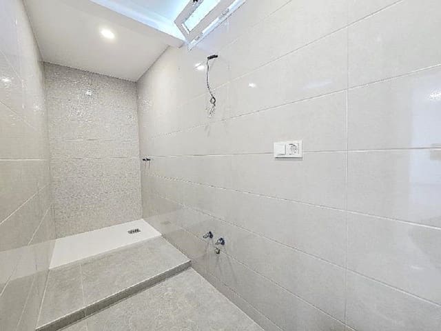 2 makuuhuone Huoneisto myytävänä paikassa Torrevieja - 233 950 € (Ref: 9488839)