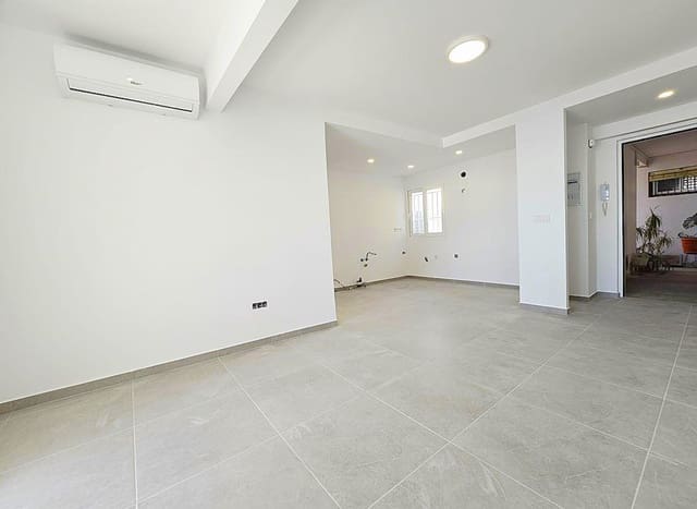 2 makuuhuone Huoneisto myytävänä paikassa Torrevieja - 233 950 € (Ref: 9488839)