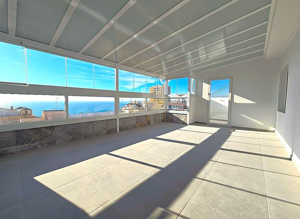 2 makuuhuone Huoneisto myytävänä paikassa Torrevieja - 233 950 € (Ref: 9488839)