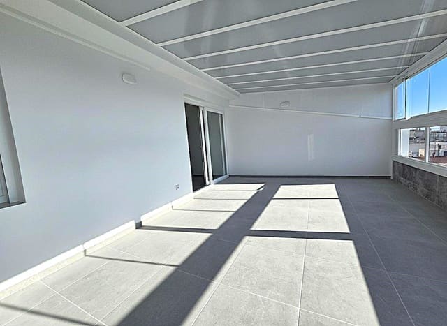 2 makuuhuone Huoneisto myytävänä paikassa Torrevieja - 233 950 € (Ref: 9488839)