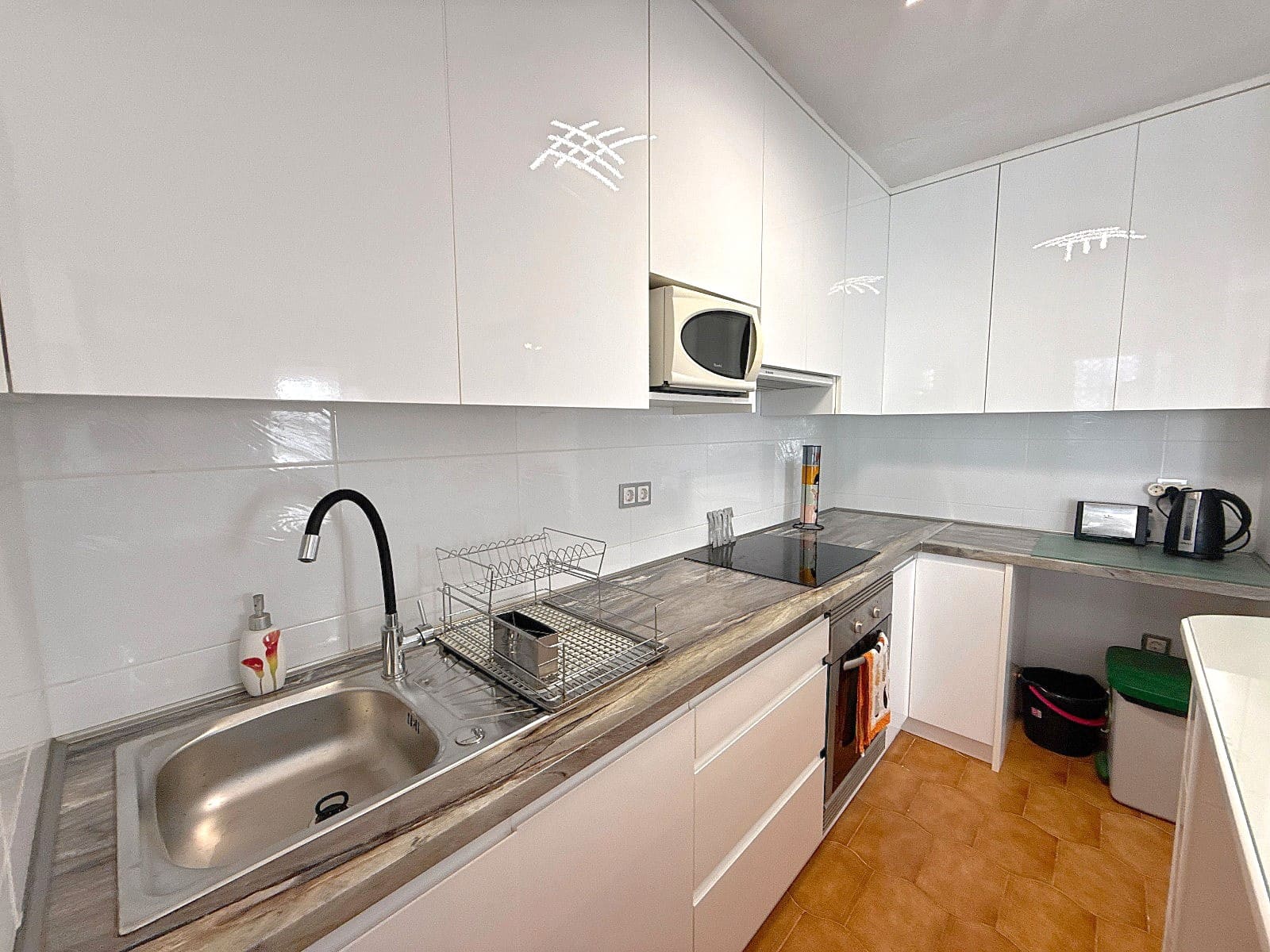 3 soveværelse Semi-Rækkehus til salg i Monforte del Cid - € 229.900 (Ref: 9488844)