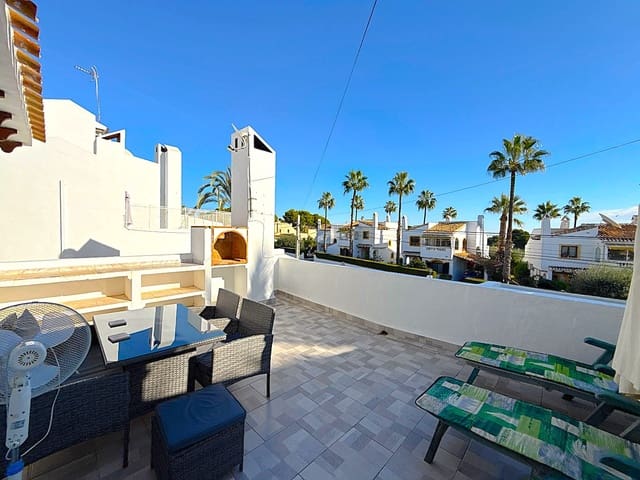 3 soveværelse Semi-Rækkehus til salg i Monforte del Cid - € 229.900 (Ref: 9488844)