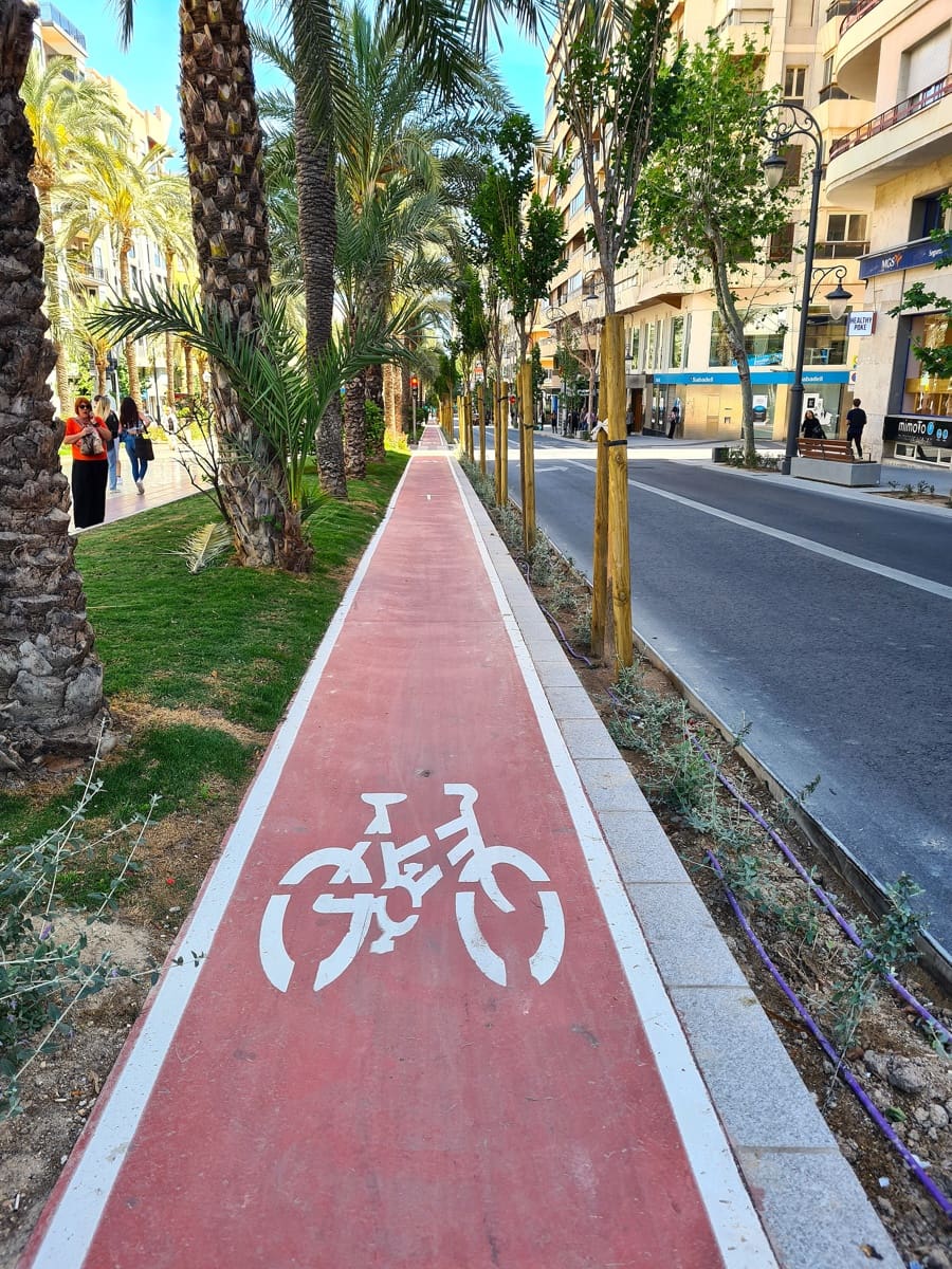 2 Zimmer Apartment zu verkaufen in Alicante / Alacant Stadt - 249.000 € (Ref: 9488845)