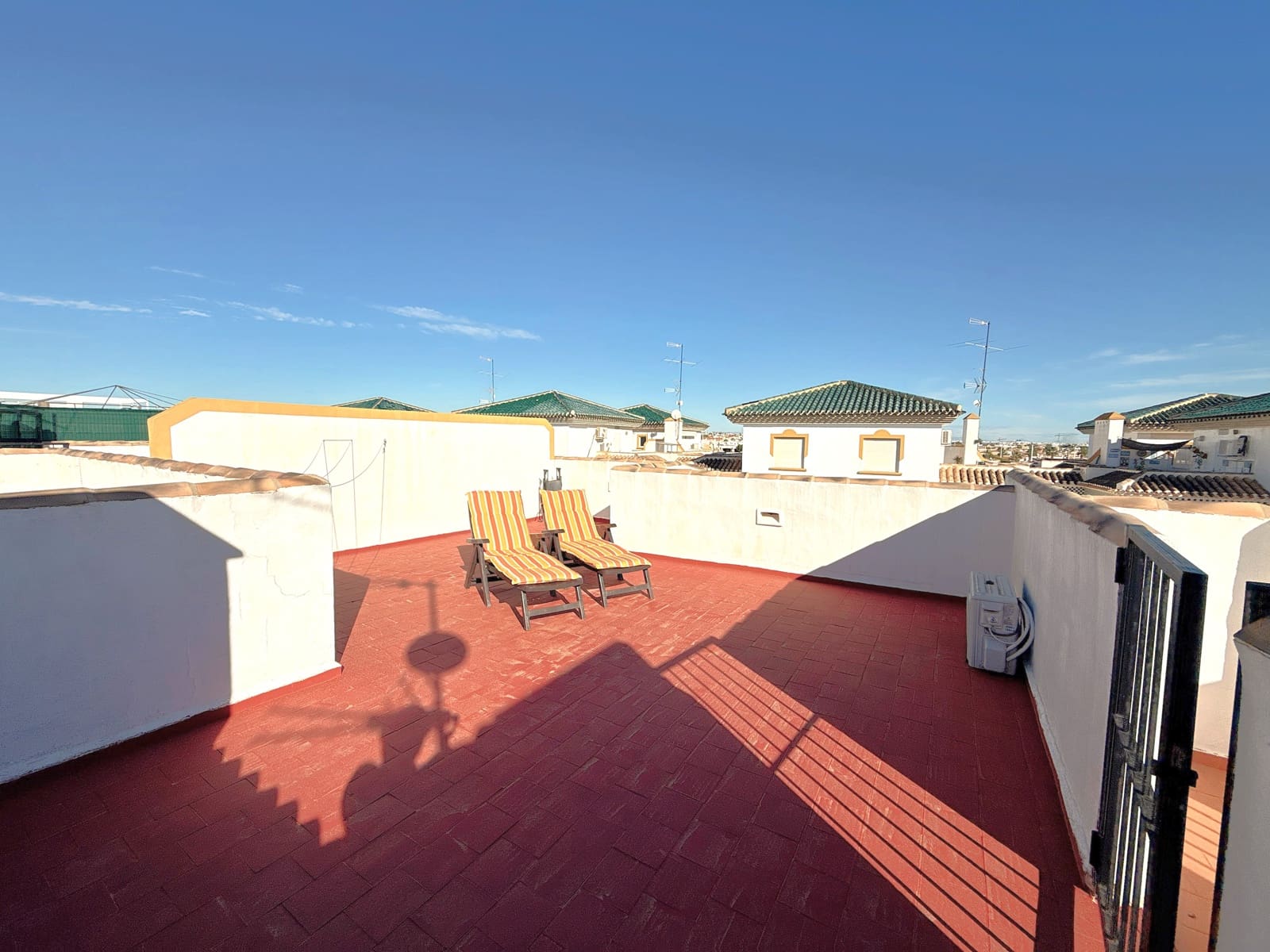 2 bedroom Apartment for sale in La Zenia - € 169,900 (Ref: 9488847)