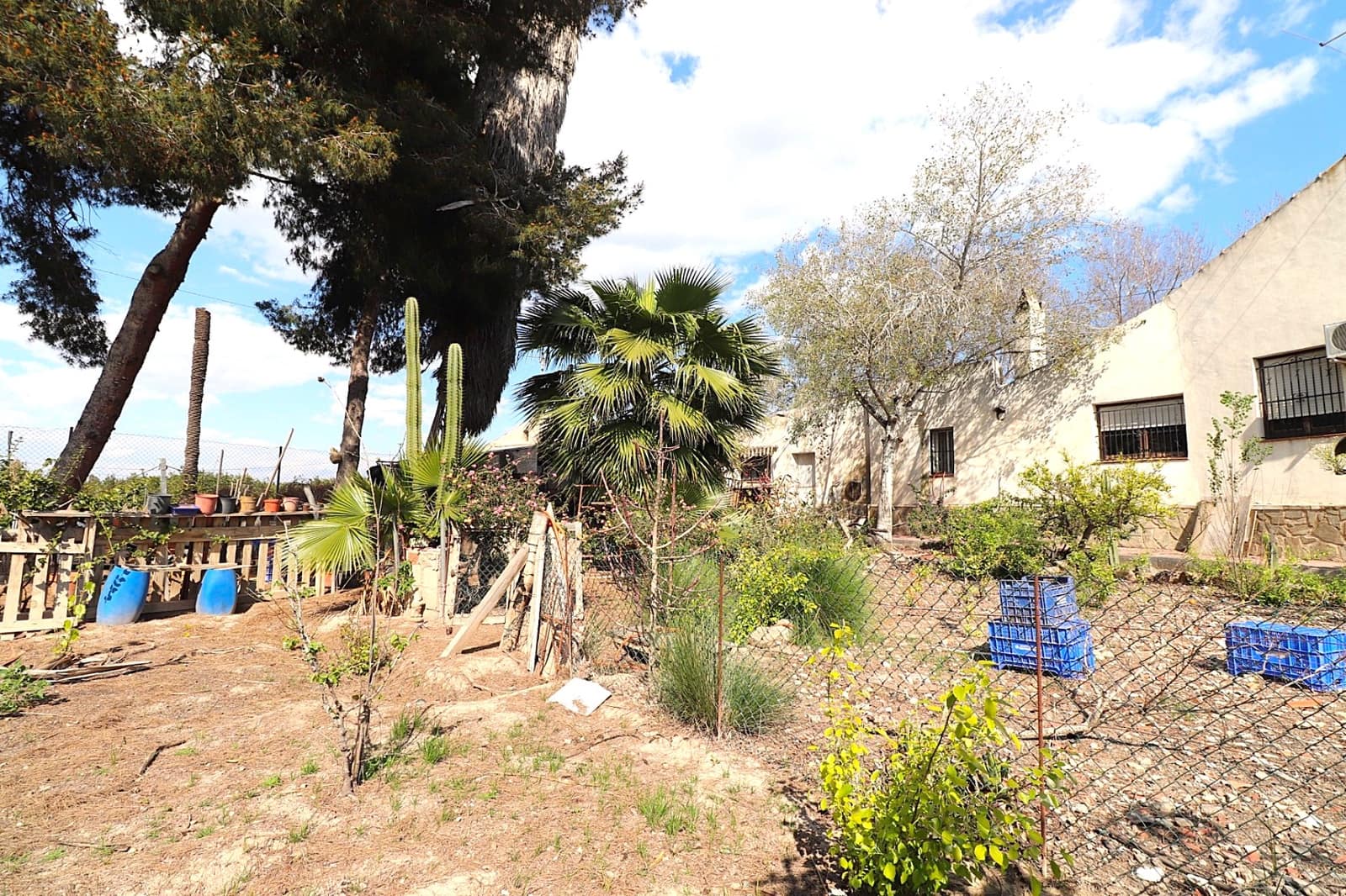 5 bedroom Villa for sale in Rojales - € 168,950 (Ref: 9488852)