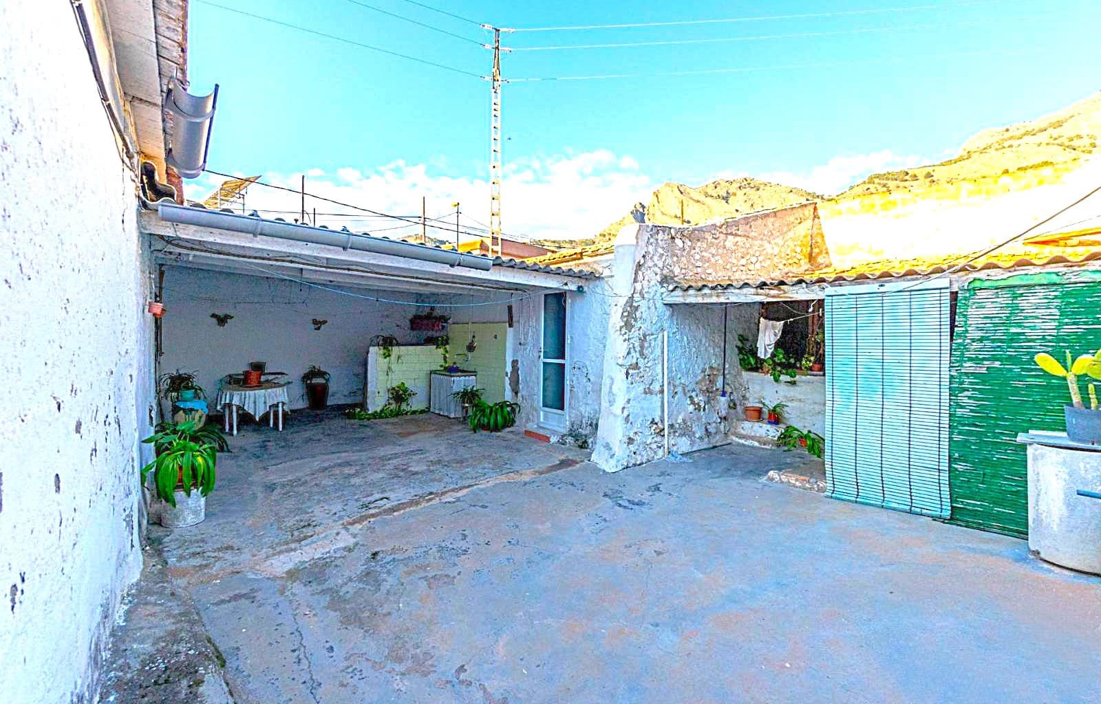 4 slaapkamer Finca/Landhuis te koop in Orihuela - € 249.900 (Ref: 9498893)