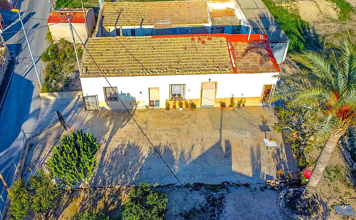 4 slaapkamer Finca/Landhuis te koop in Orihuela - € 249.900 (Ref: 9498893)