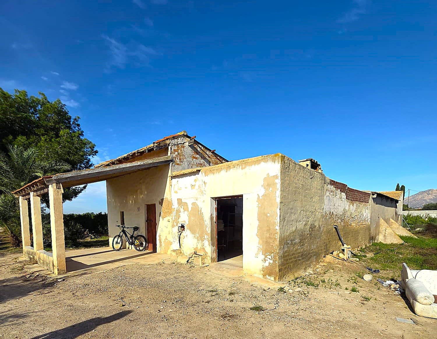 2 bedroom Finca/Country House for sale in Albatera - € 184,990 (Ref: 9498997)