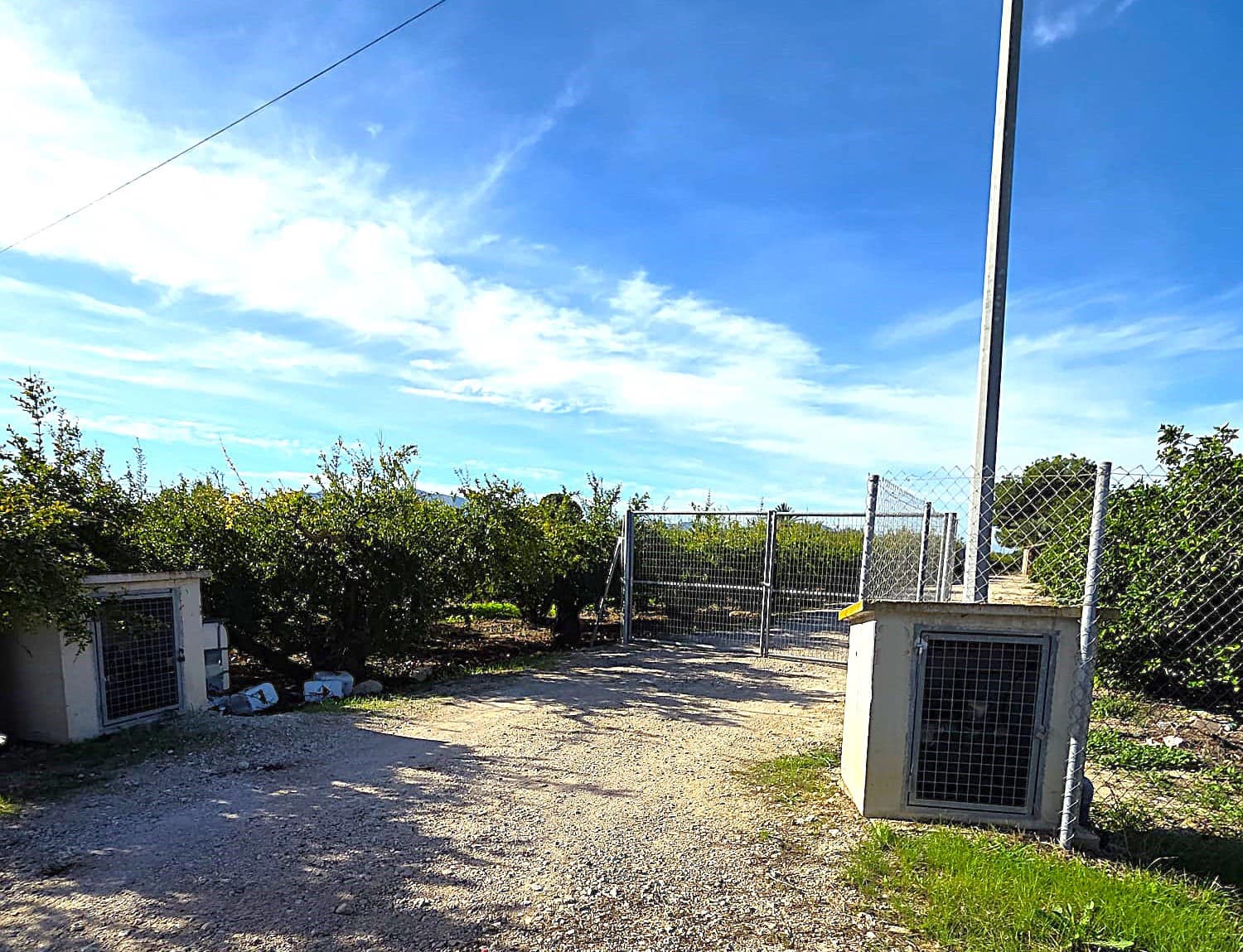 2 bedroom Finca/Country House for sale in Albatera - € 184,990 (Ref: 9498997)