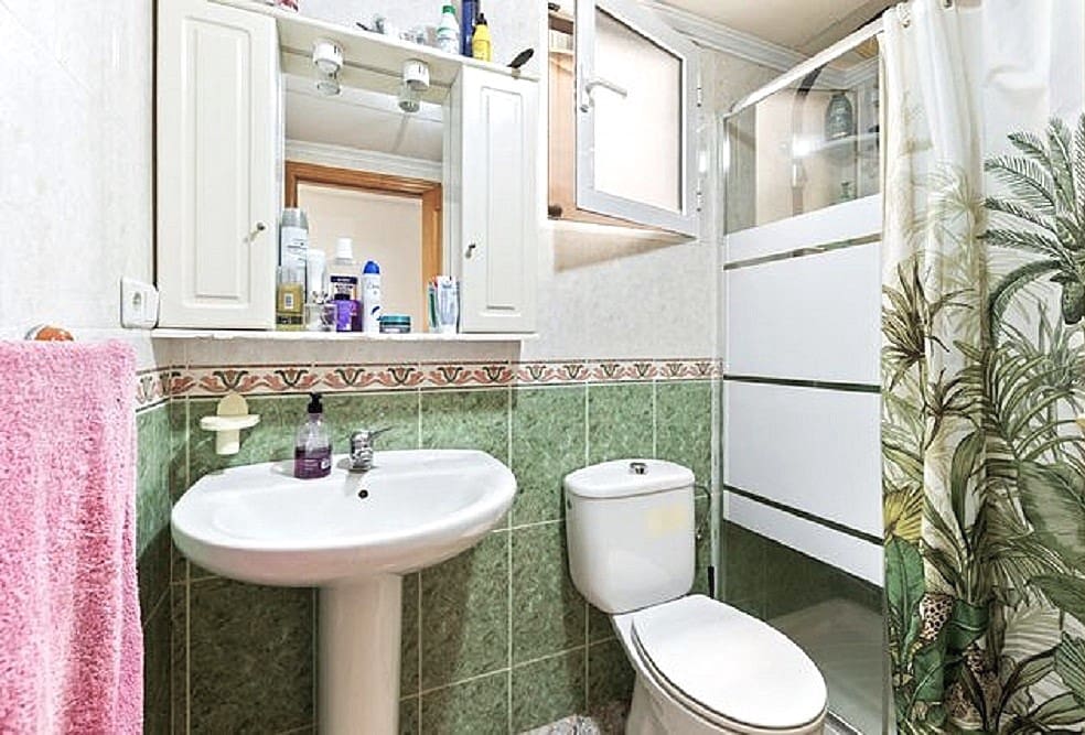 2 makuuhuone Huoneisto myytävänä paikassa Torrevieja - 136 950 € (Ref: 9533326)