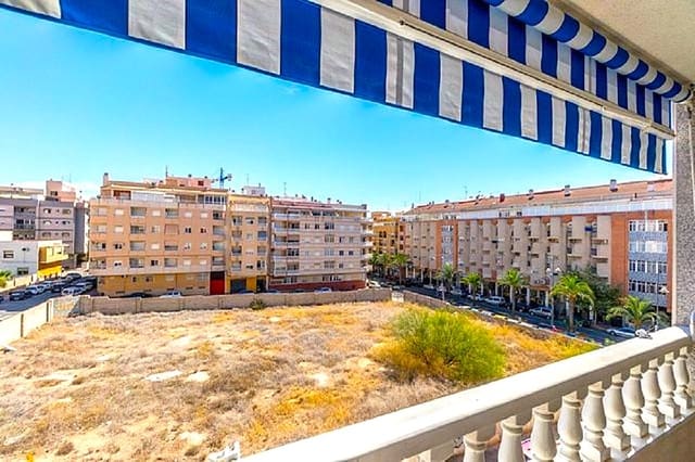 2 makuuhuone Huoneisto myytävänä paikassa Torrevieja - 136 950 € (Ref: 9533326)