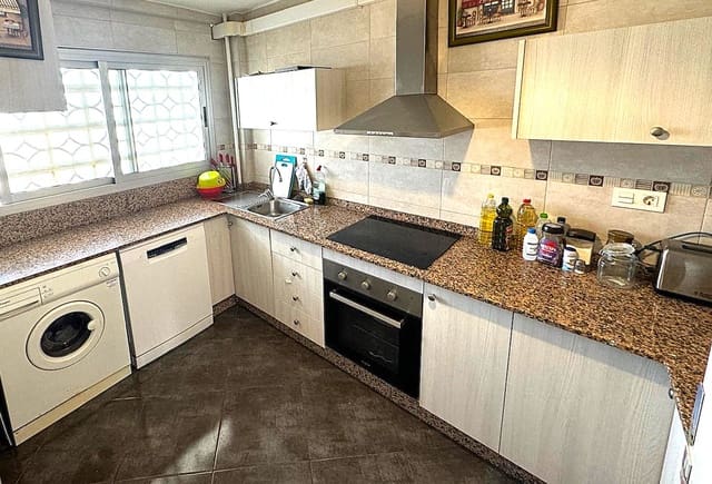 3 makuuhuone Huoneisto myytävänä paikassa Playa Flamenca, Orihuela - 279 950 € (Ref: 9558468)