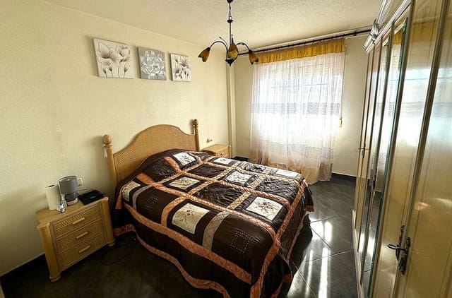 3 makuuhuone Huoneisto myytävänä paikassa Playa Flamenca, Orihuela - 279 950 € (Ref: 9558468)