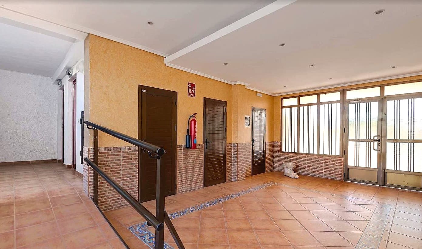 2 sovrum Lägenhet till salu i Guardamar del Segura - 154 999 € (Ref: 9558478)