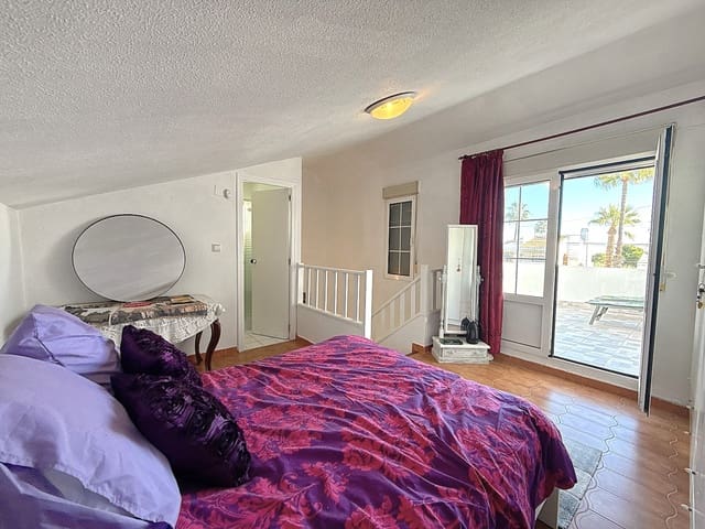 3 soverom Kjedet enebolig til salgs i Monforte del Cid - € 229 900 (Ref: 9558479)