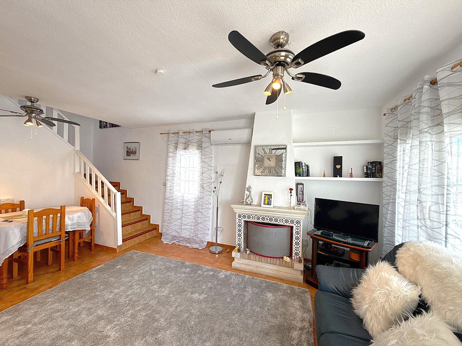 3 soveværelse Semi-Rækkehus til salg i Monforte del Cid - € 229.900 (Ref: 9558479)