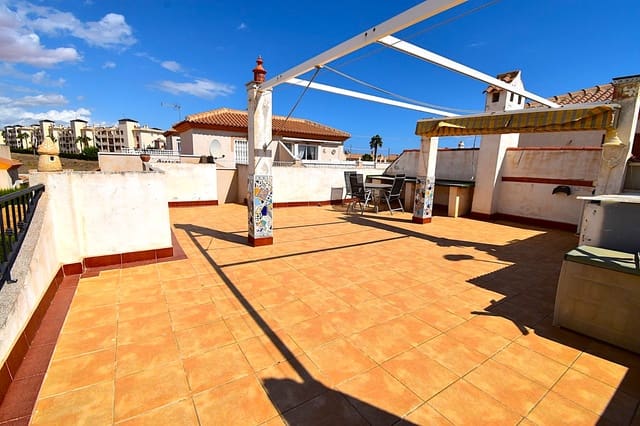 2 makuuhuone Huvila myytävänä paikassa Playa Flamenca, Orihuela - 174 950 € (Ref: 9558480)